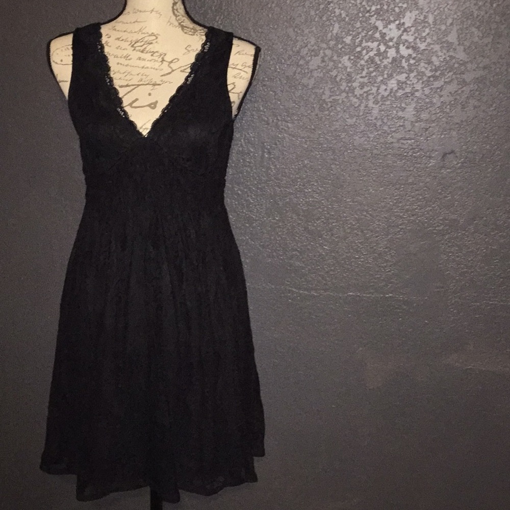 Black lace dress